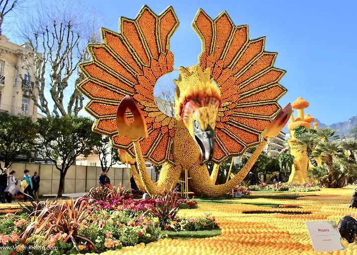 アパート Blanche マントン